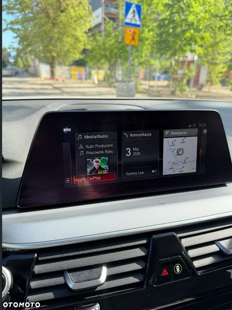 BMW Seria 5 530e iPerformance GPF - 9
