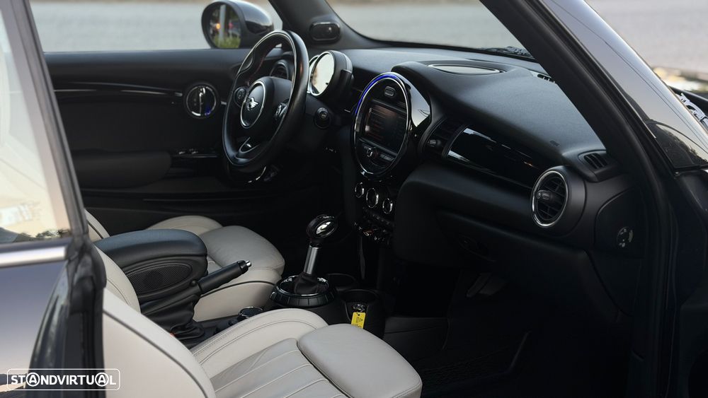 MINI Cabrio John Cooper Works Aut. - 13
