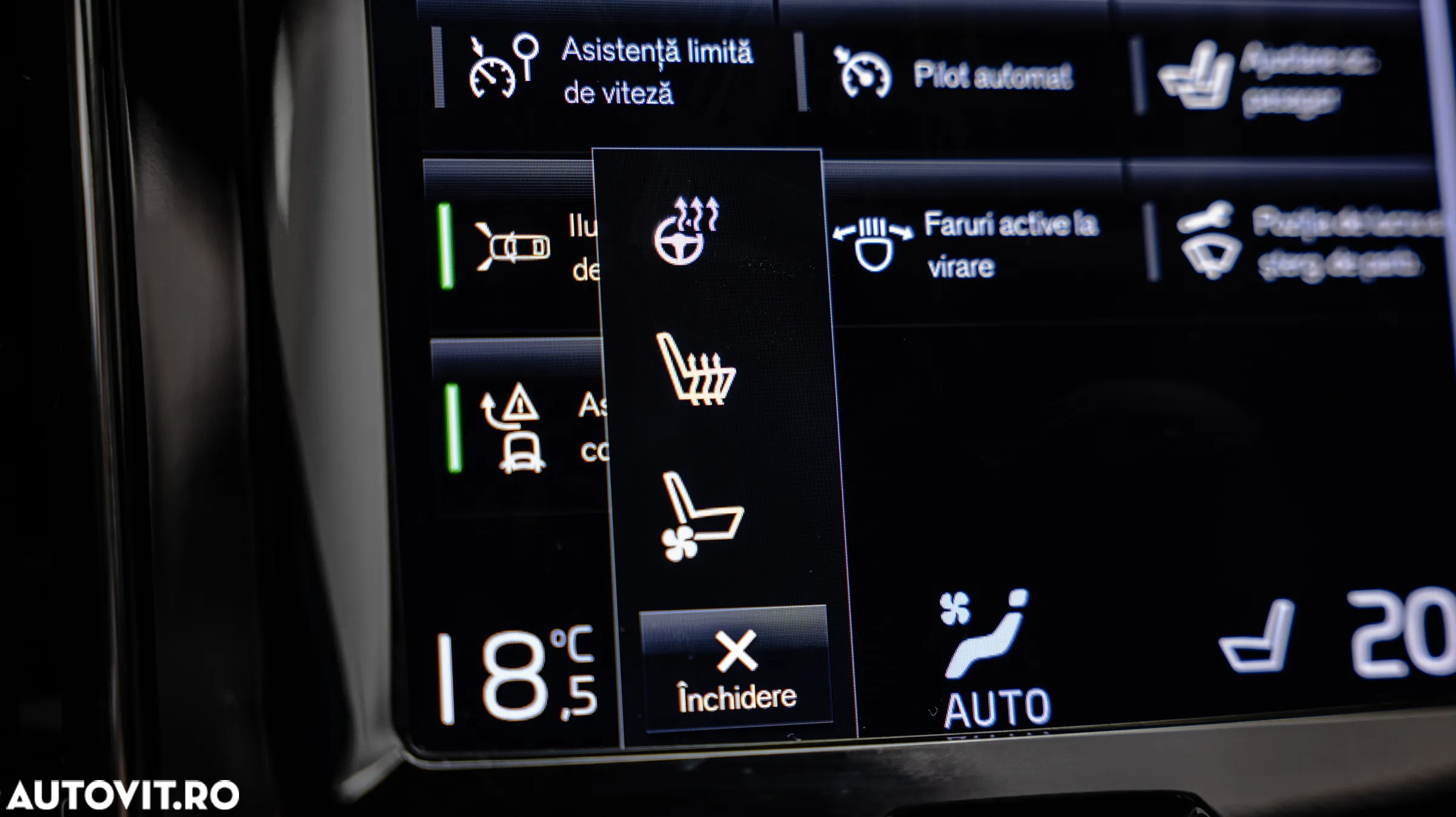 Volvo XC 60 B5 MHEV AWD Inscription - 32
