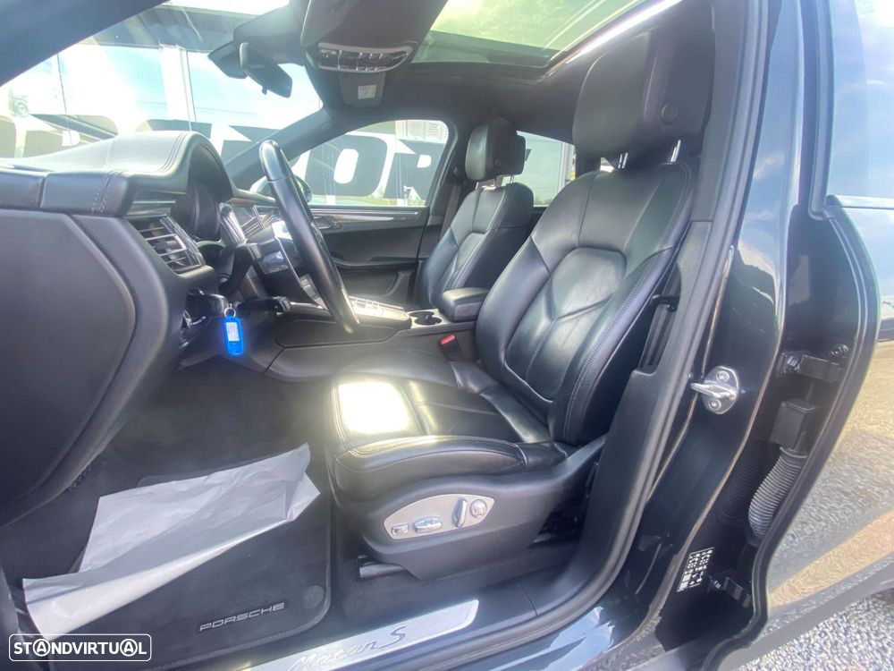 Porsche Macan S - 17