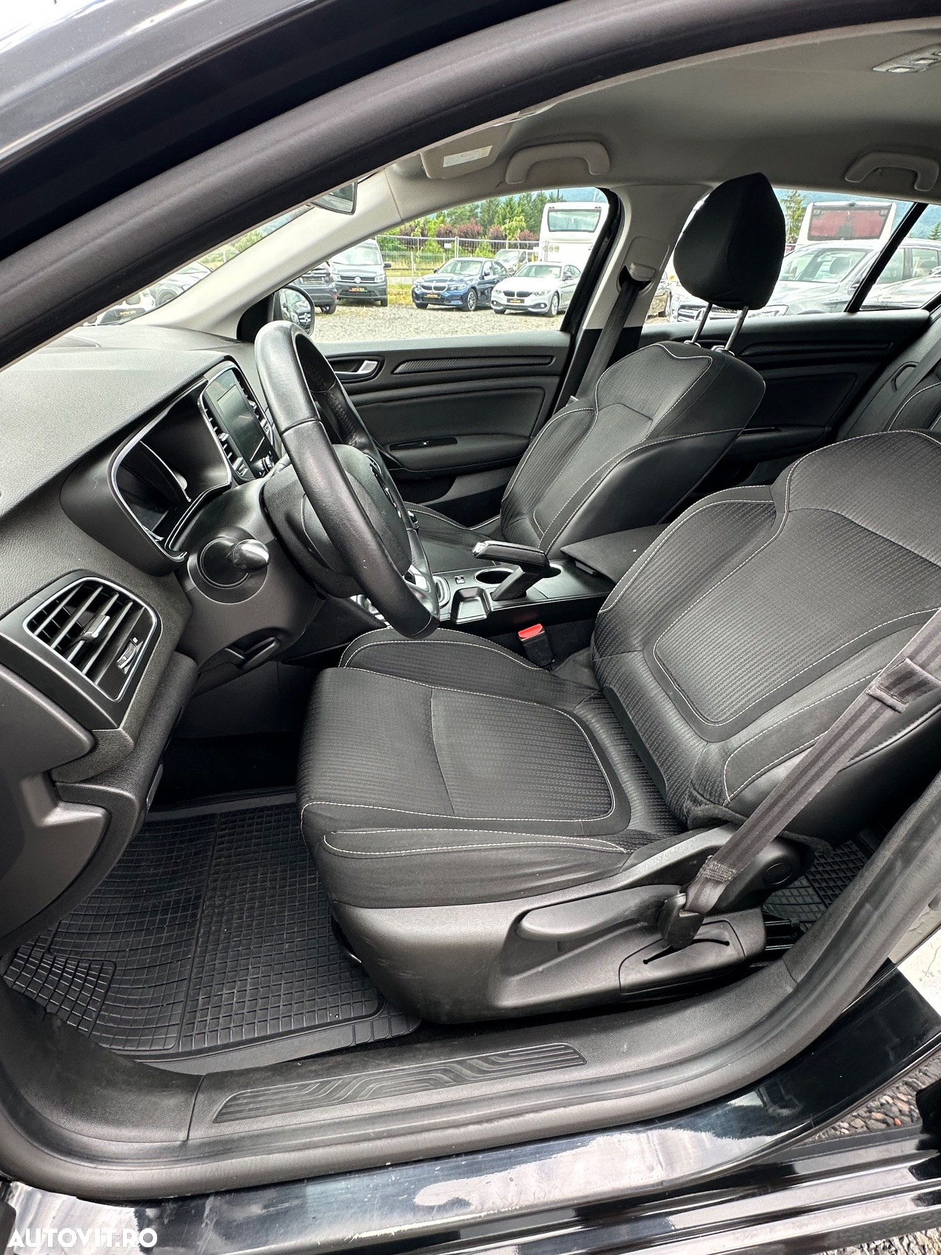 Renault Megane Grandtour ENERGY TCe 100 EXPERIENCE - 17