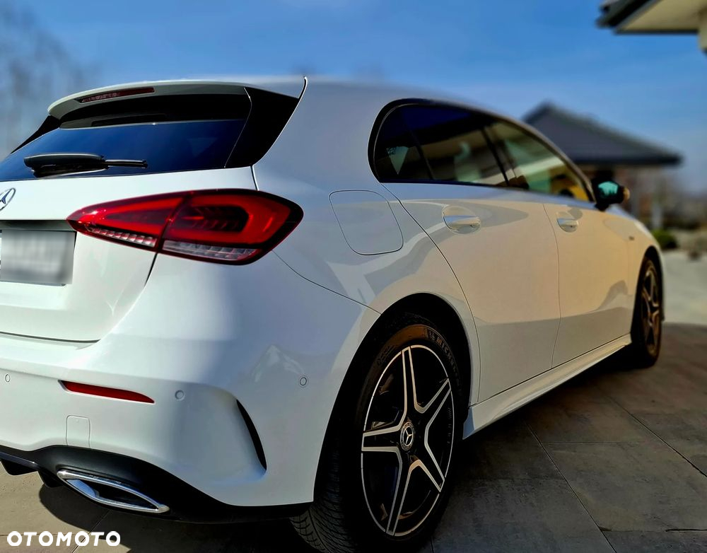 Mercedes-Benz Klasa A 250 E AMG Line 8G-DCT - 9
