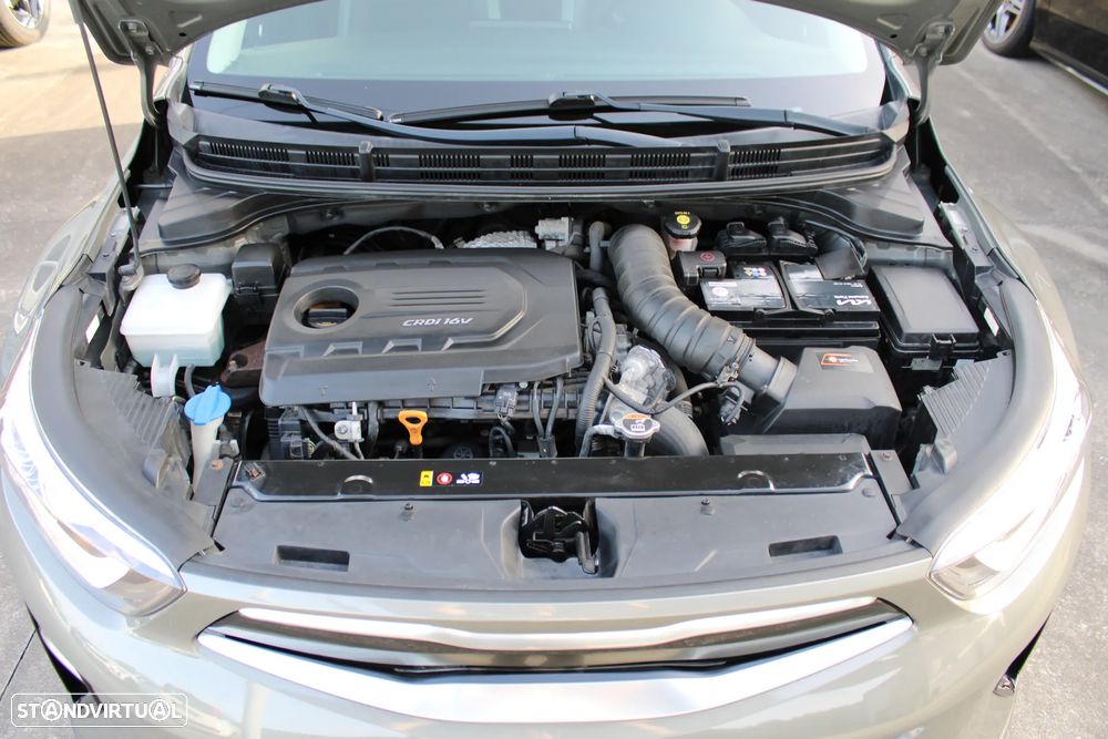 Kia Stonic 1.6 CRDi Easy - 14