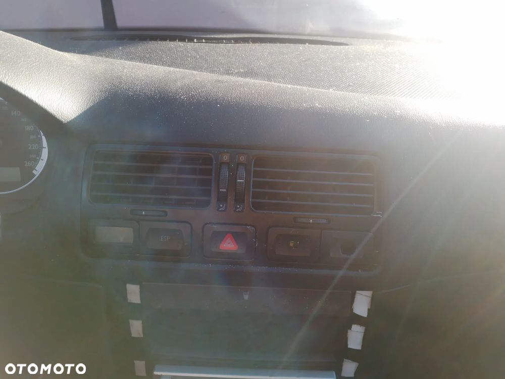 VW BORA   1.9 TDI AUY, AJM   KLAPA BAGAŻNIKA   LO41/L041 - 27