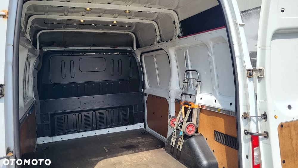 Ford Transit - 22