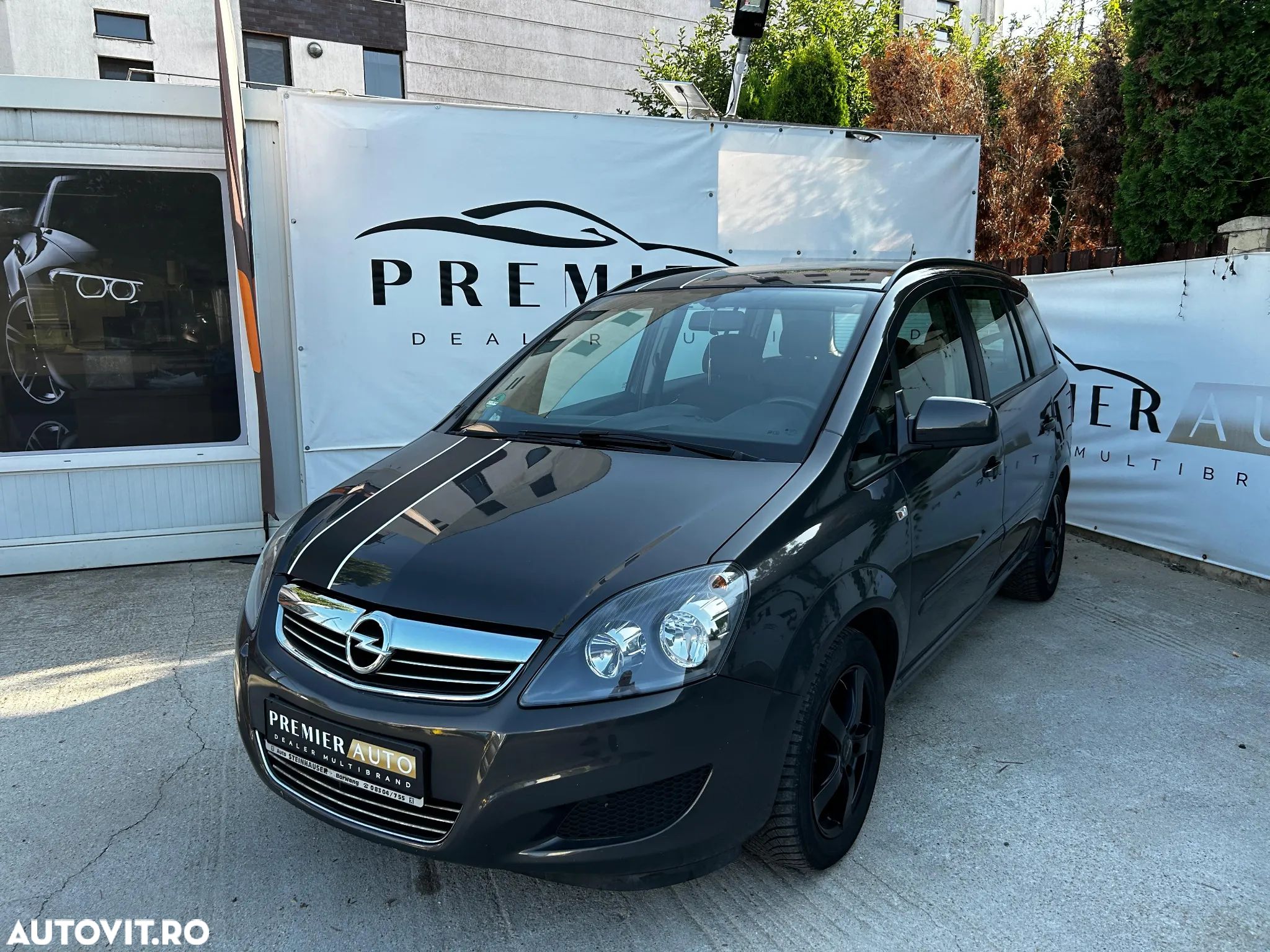 Opel Zafira 1.8 ECOTEC Enjoy - 1