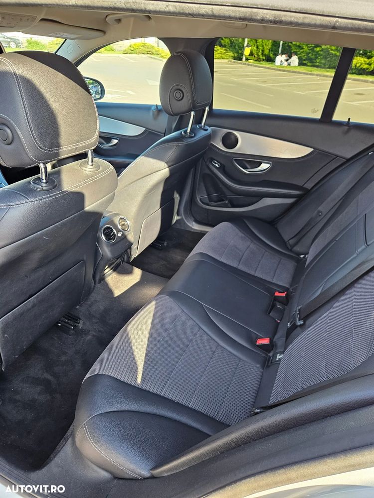 Mercedes-Benz C 250 CDI DPF 4Matic 7G-TRONIC BlueEFFICIENCY Avantgarde - 5