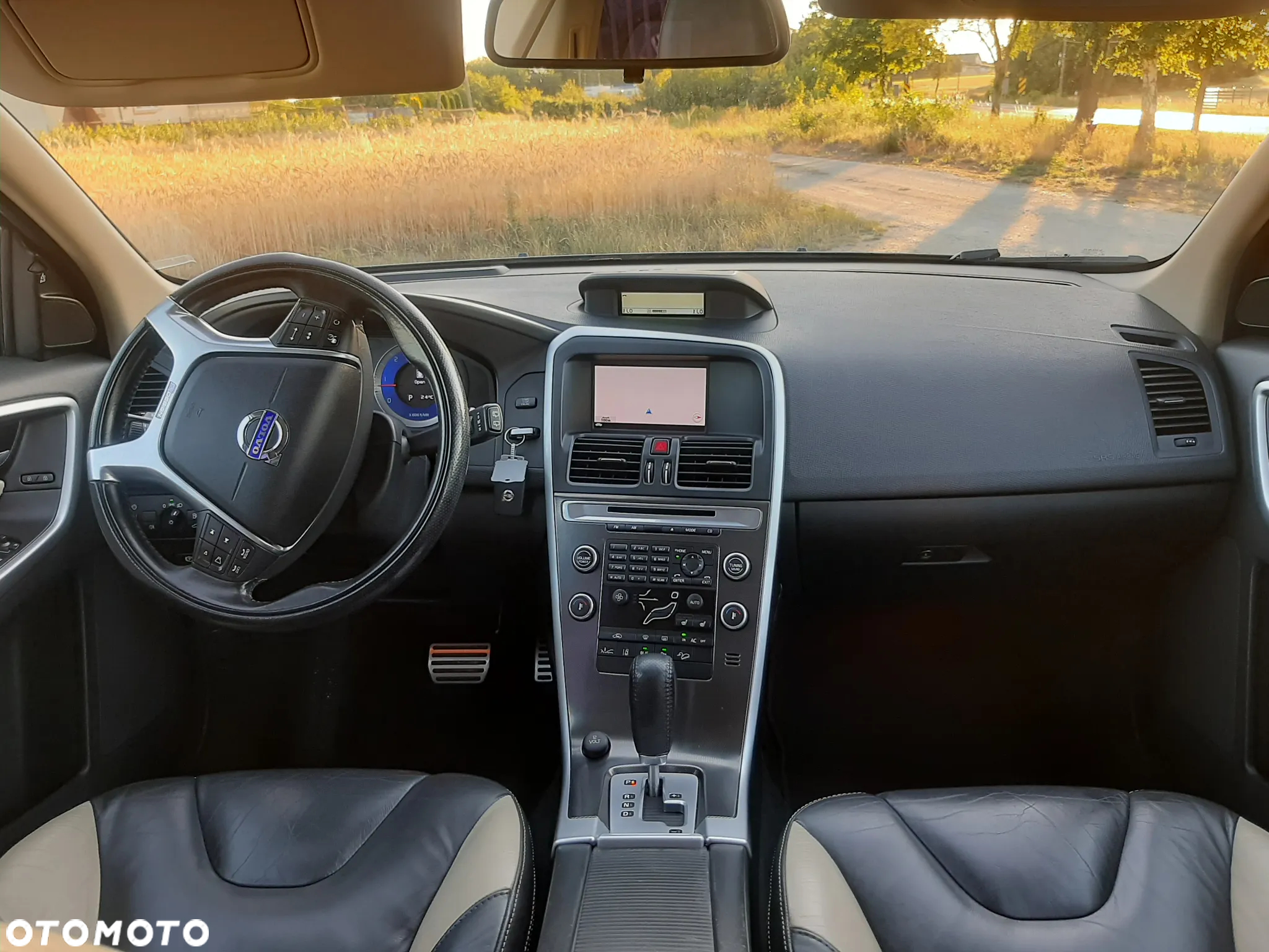 Volvo XC 60 D5 AWD RDesign - 33