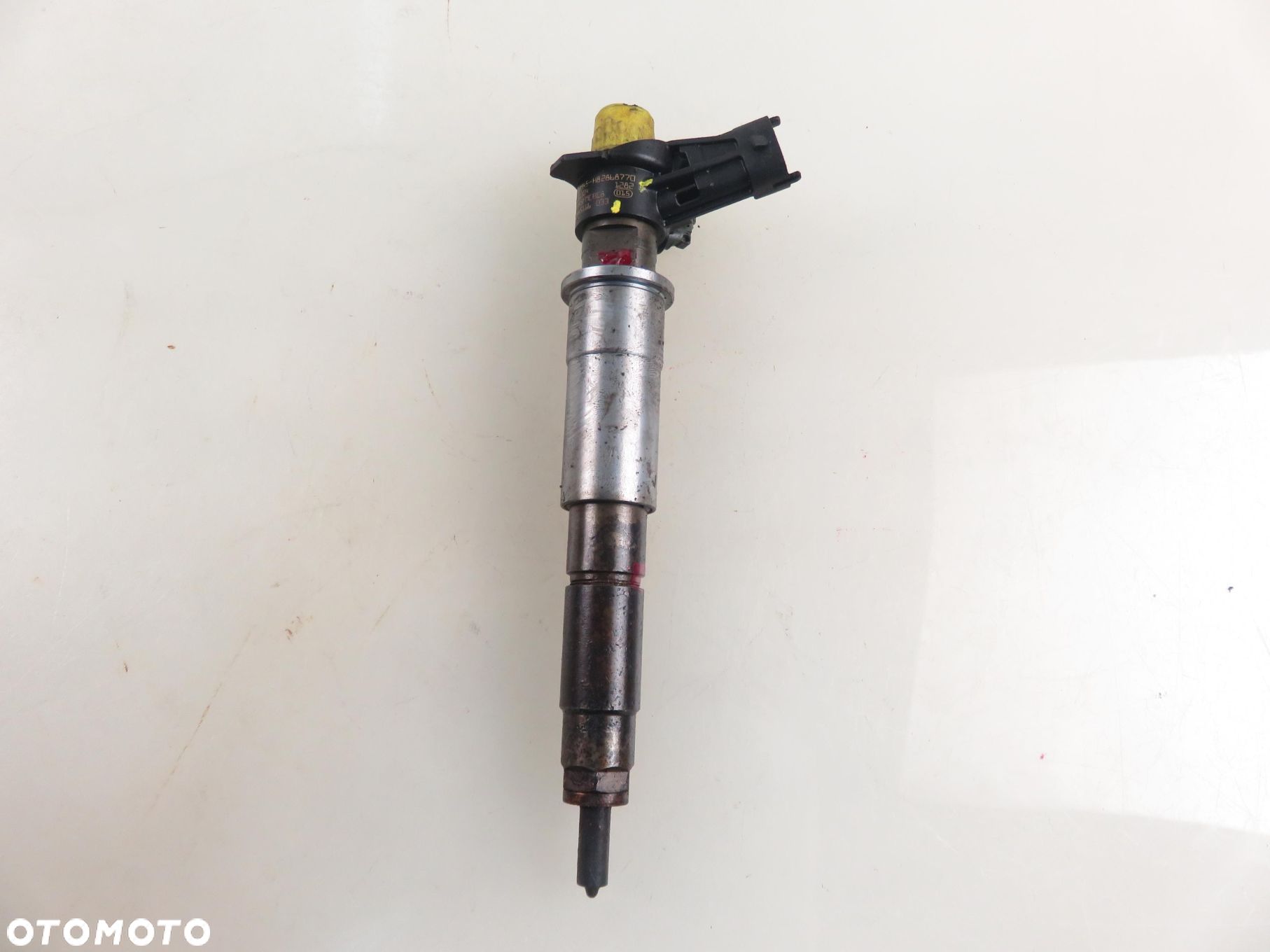 WTRYSKIWACZ INFINITI M (Y51) 3.0d V6 238 - V9X 889945H82868770 0445116033 - 1