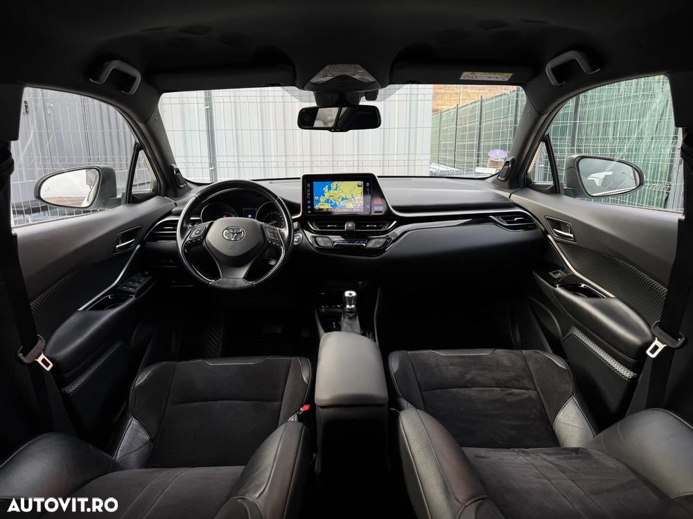 Toyota C-HR Hybrid Team Deutschland - 11