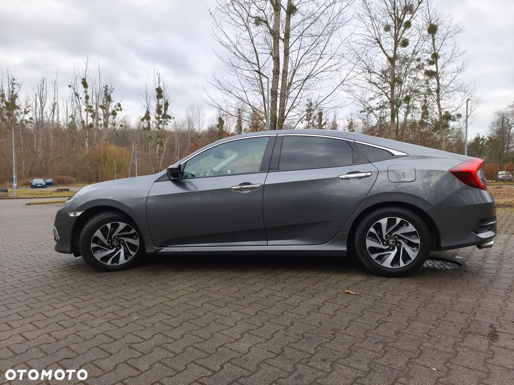Honda Civic 1.5 T Executive CVT - 14