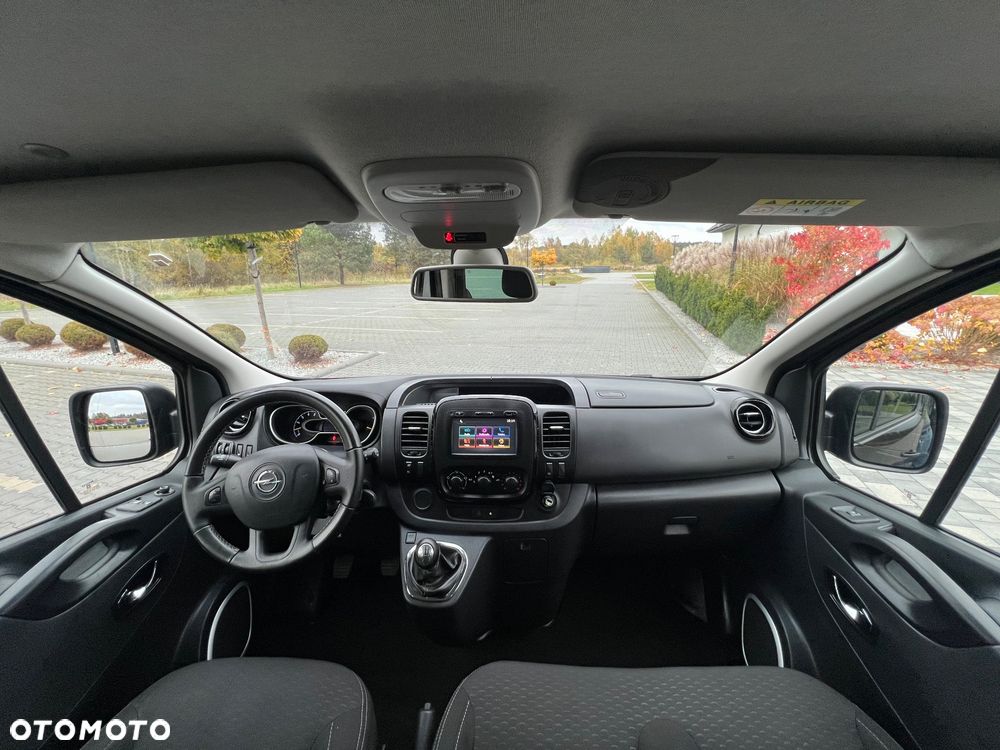 Opel Vivaro - 17