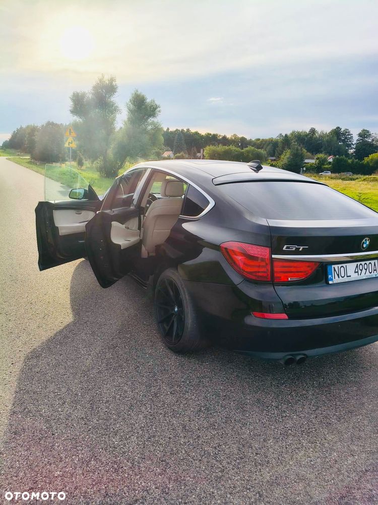 BMW 5GT - 3