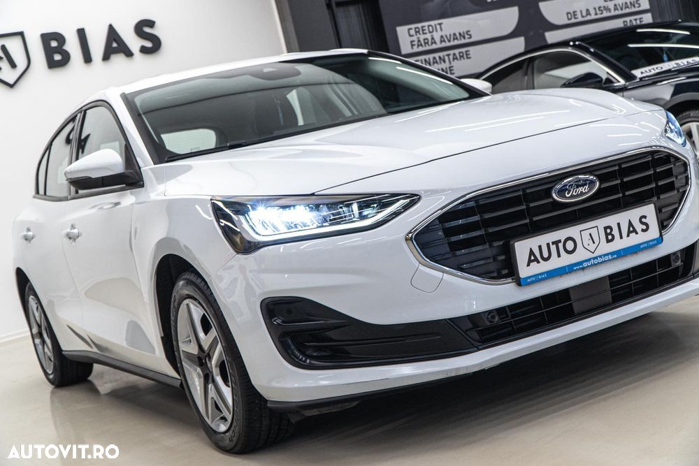 Ford Focus 1.0 EcoBoost MHEV Titanium - 29