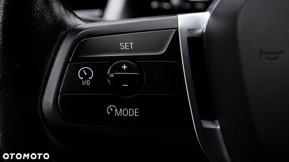 BMW Seria 2 218i - 16