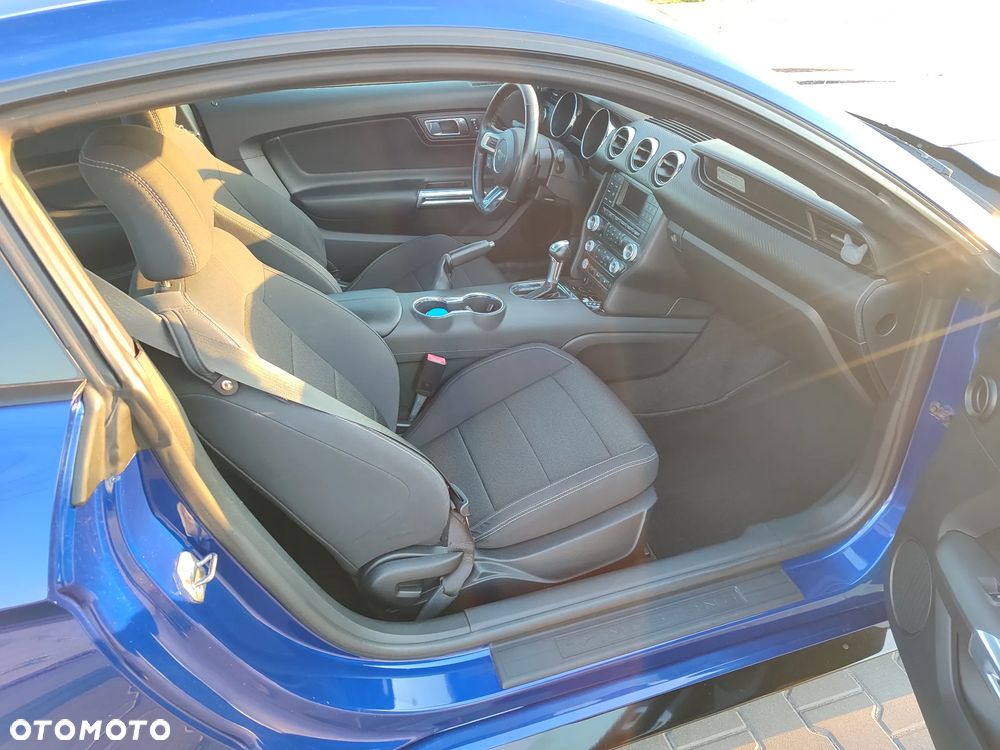 Ford Mustang 3.7 V6 - 19