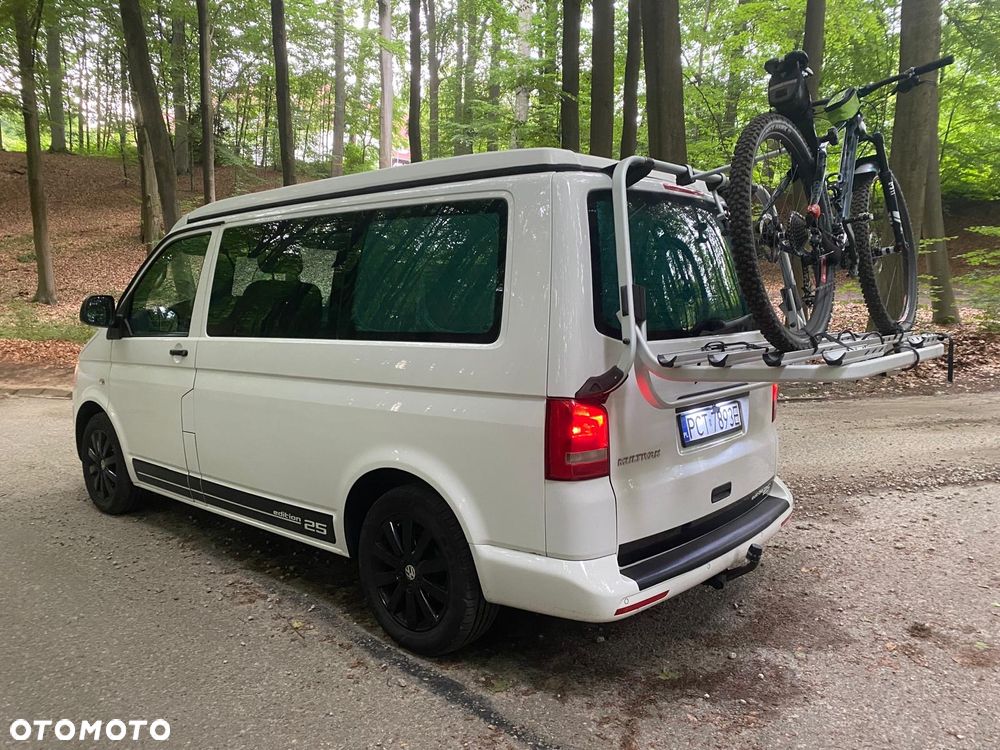 Volkswagen Multivan - 11