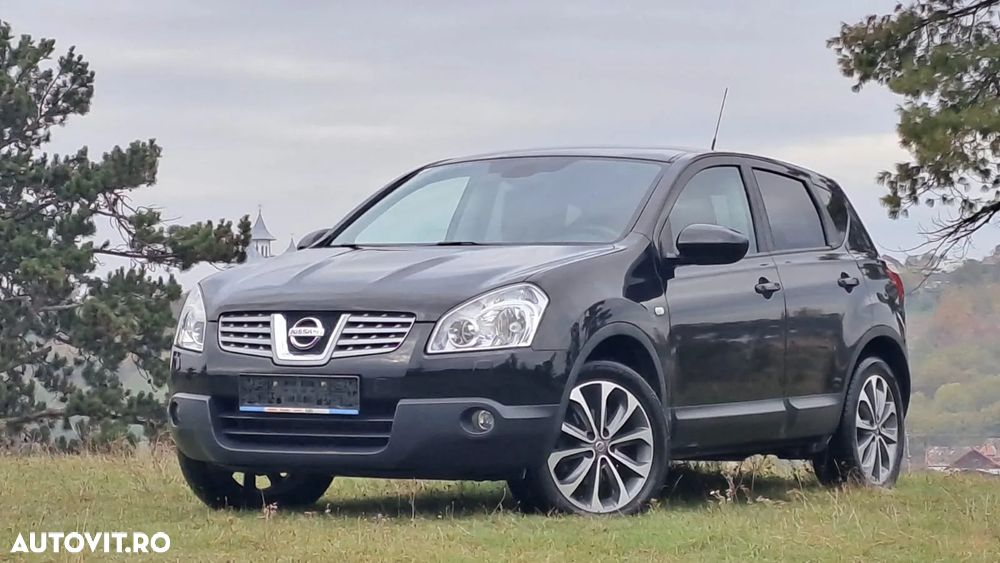 Nissan Qashqai 2.0 dCi DPF 4x4 Aut tekna - 1