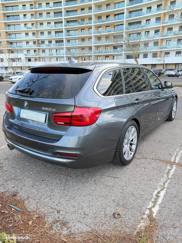 BMW 320 d Auto Line Luxury - 3