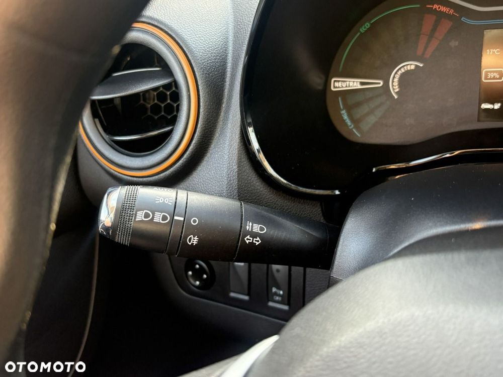 Dacia Spring 27.4kWh Comfort Plus - 18