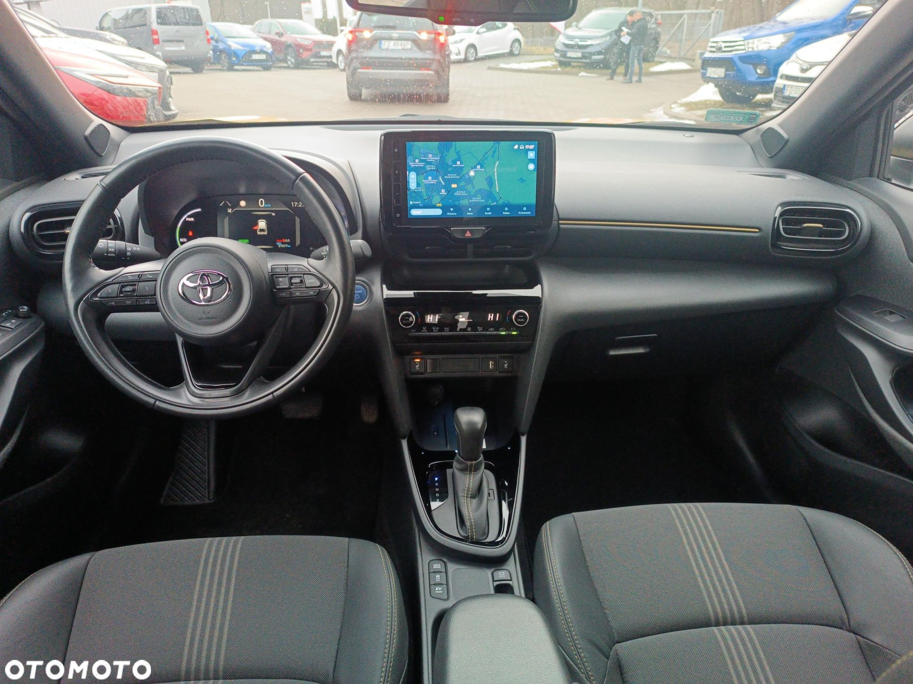 Toyota Yaris Cross - 21