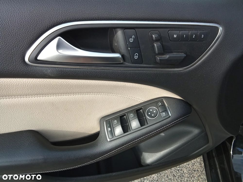 Mercedes-Benz Klasa B 180 CDI BlueEFFICIENCY EDITION 1 - 22