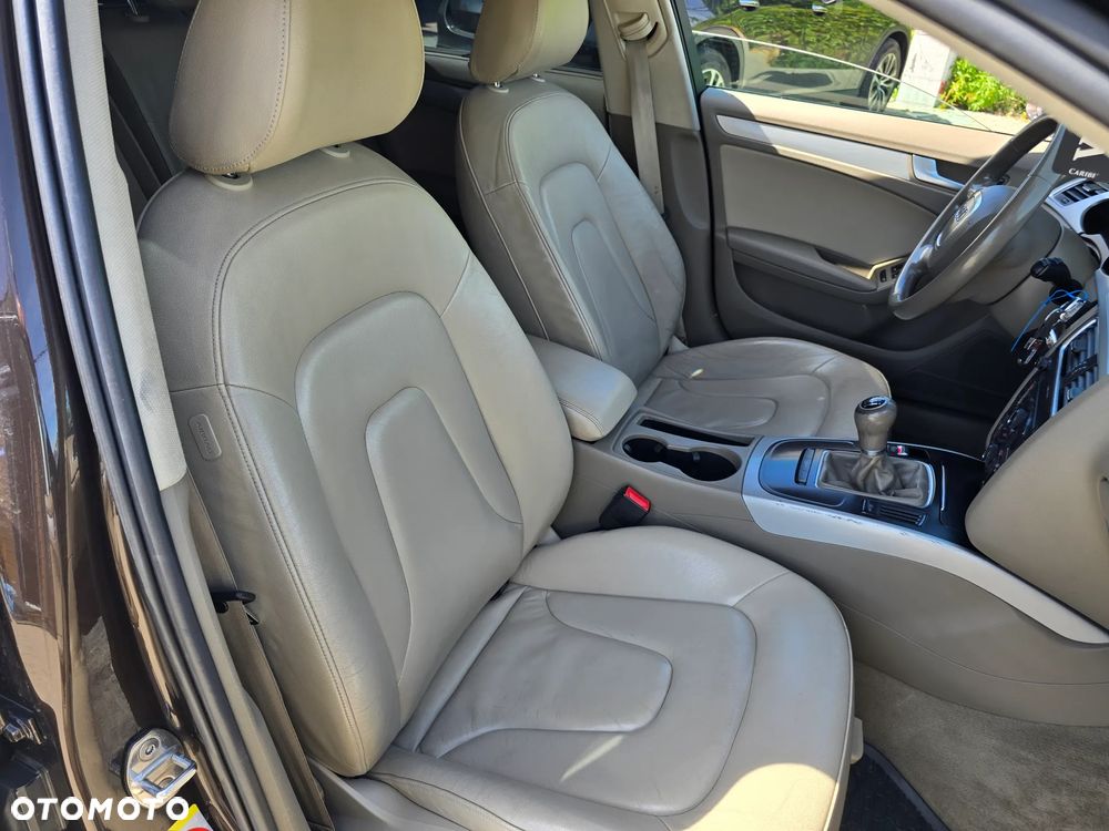 Audi A4 Avant - 16
