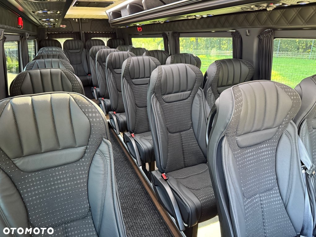 Mercedes-Benz Sprinter 519 Tourist Line GSR II - 23