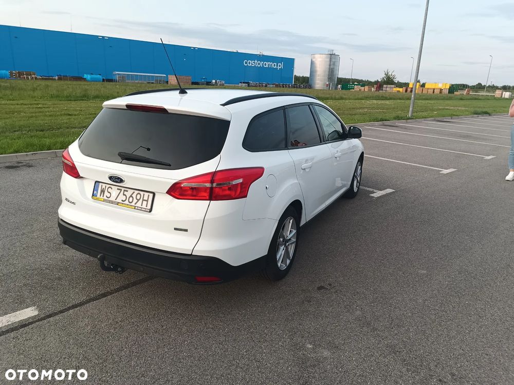 Ford Focus 1.0 EcoBoost Trend - 3
