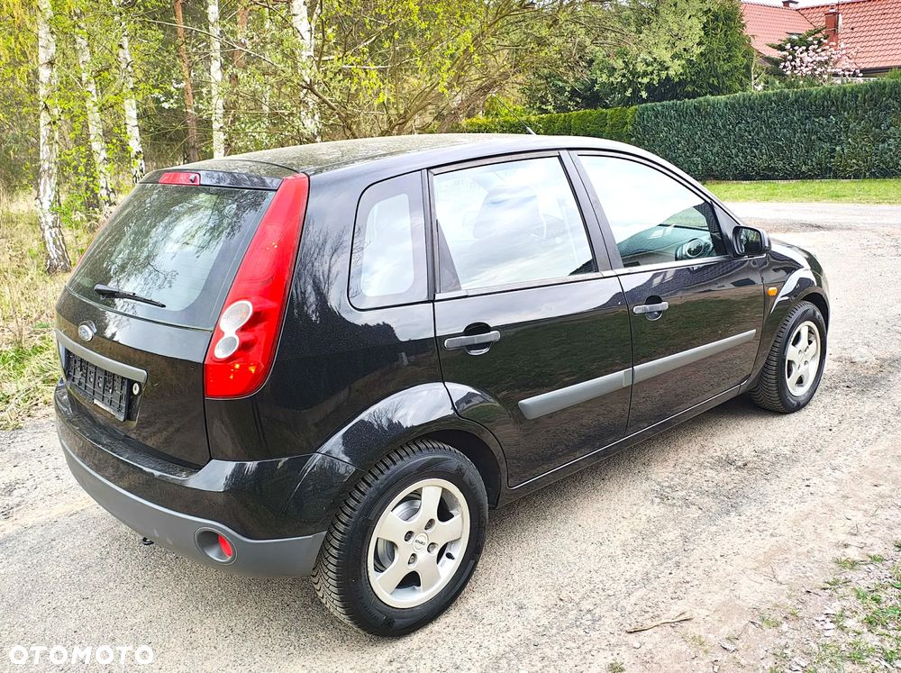 Ford Fiesta 1.3 Ambiente - 14