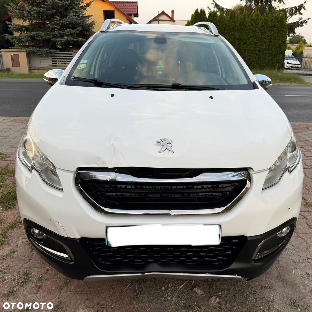 Peugeot 2008 1.6 e-HDi Allure S&S - 10