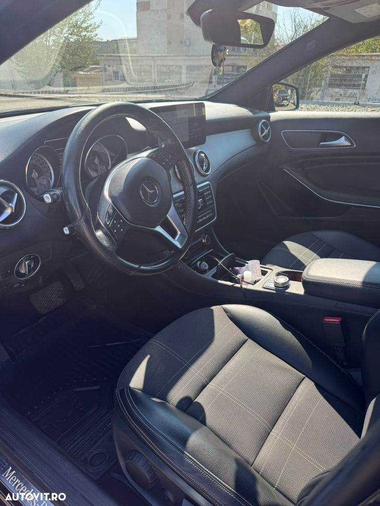 Mercedes-Benz GLA 200 d 7G-DCT - 6