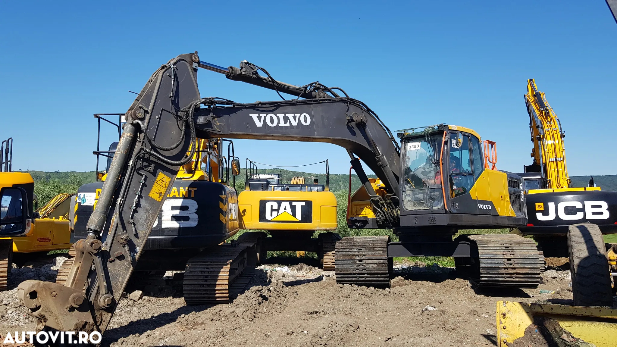 Volvo EC 220 E - 6