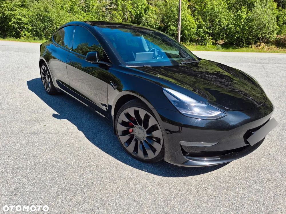 Tesla Model 3 Langstreckenbatterie Allradantrieb Dual Motor Performance - 3