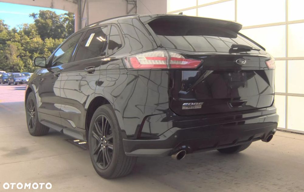 Ford Edge - 6