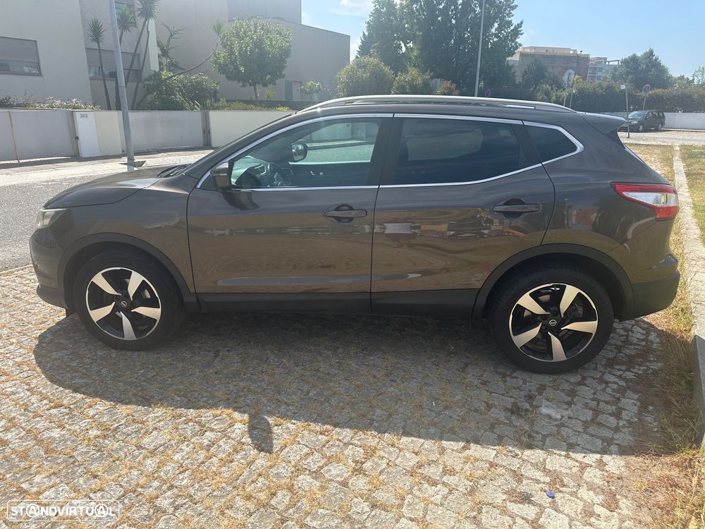 Nissan Qashqai 1.6 dCi N-Connecta 18 - 10