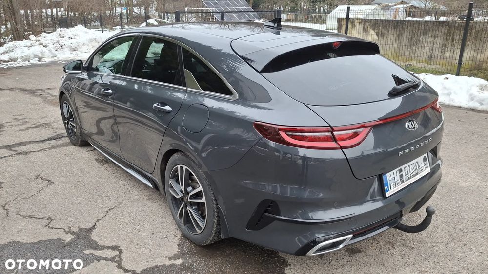 Kia ProCeed - 8