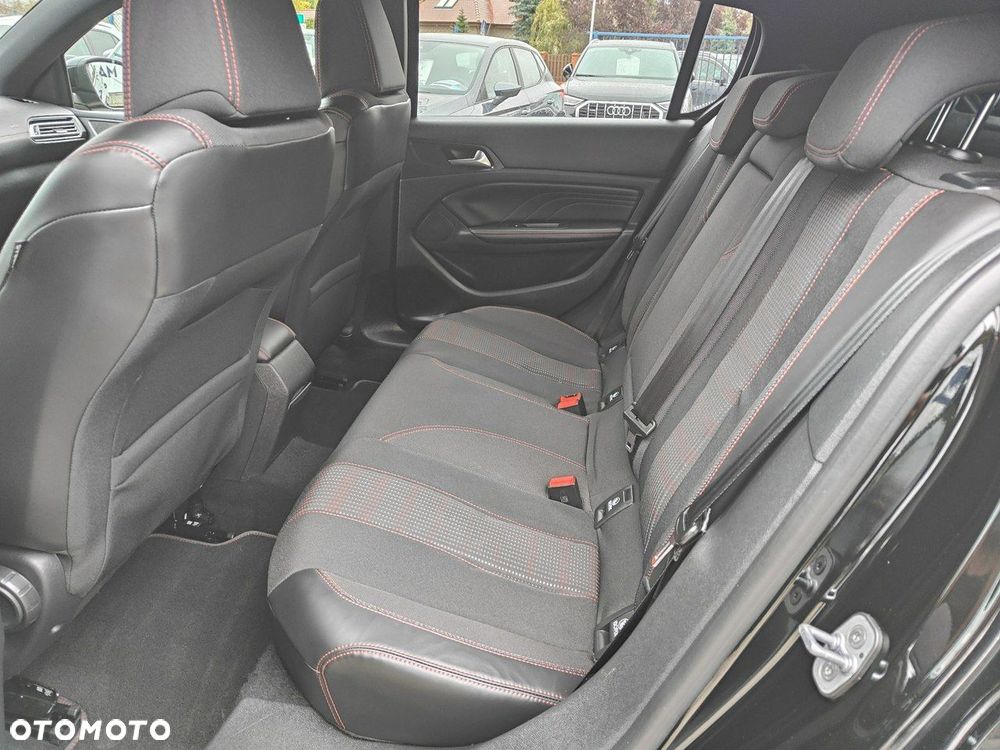 Peugeot 308 - 28