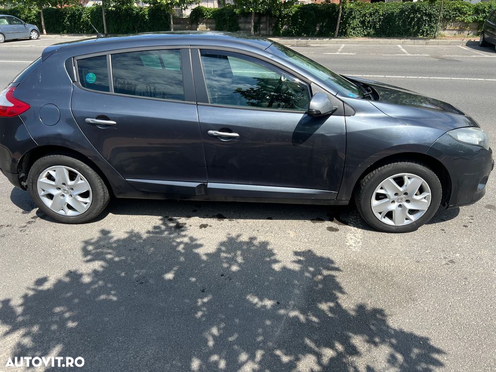 Renault Megane 1.6 16V Sport Edition - 1