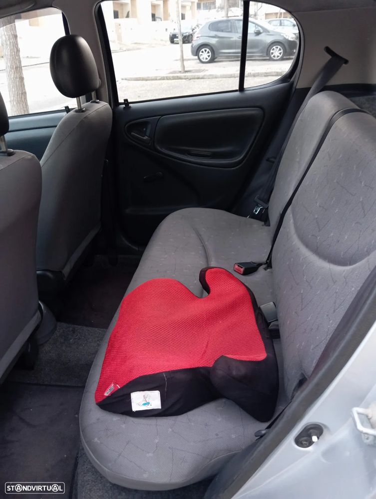 Toyota Yaris 1.0 Terra DA+ABS+CD+AC - 13