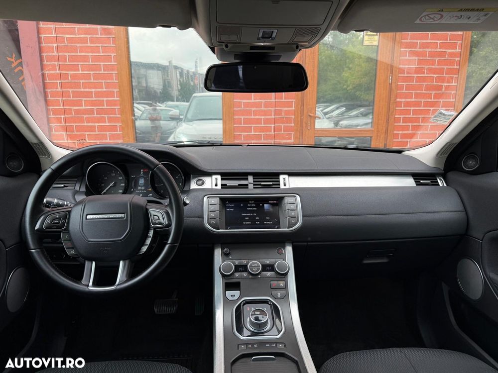 Land Rover Range Rover Evoque - 24