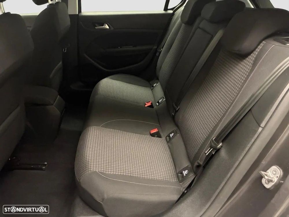 Peugeot 308 PureTech 130 GPF EAT8 Stop & Start Active - 11