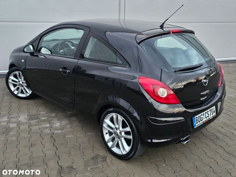 Opel Corsa 1.4 16V Sport - 24