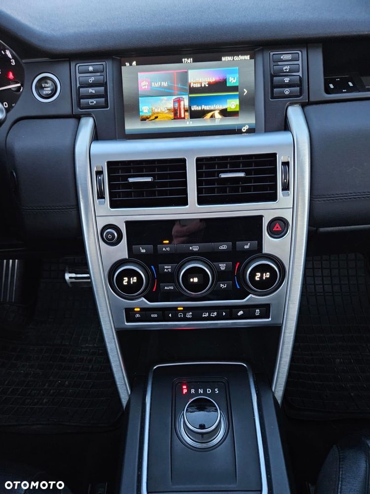 Land Rover Discovery Sport - 17