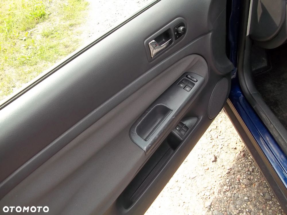 Volkswagen Passat 1.9 TDI - 12