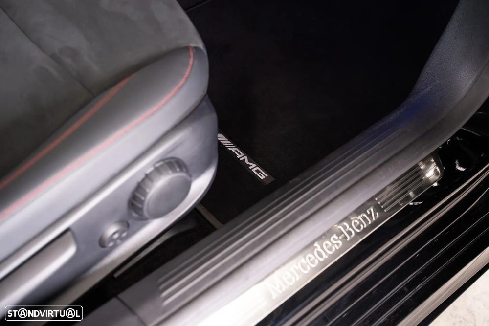Mercedes-Benz A 250 e AMG Line - 40