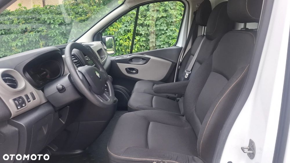 Renault Trafic - 9