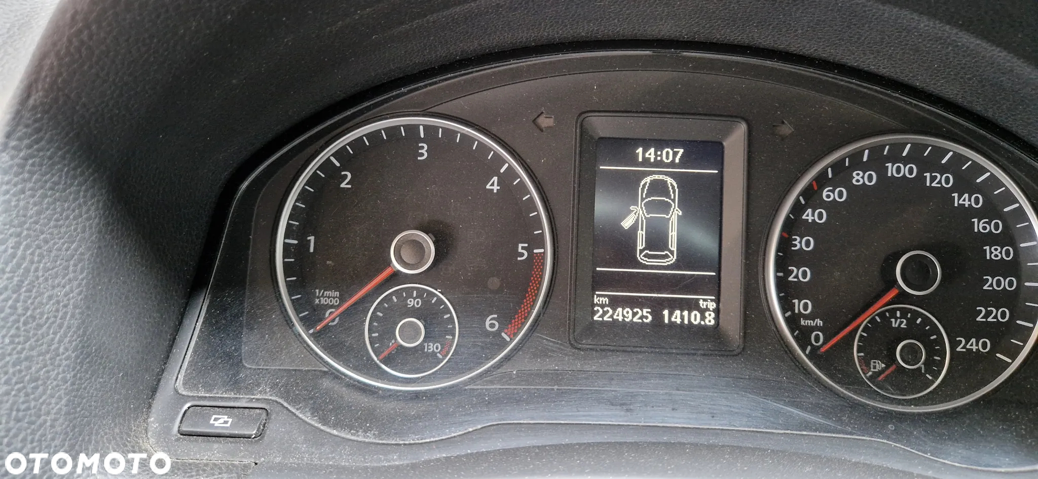 Volkswagen Golf Plus 1.6 TDI Comfortline - 16