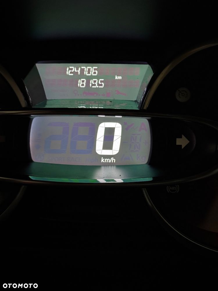 Renault Clio 1.2 16V Limited Plus - 6