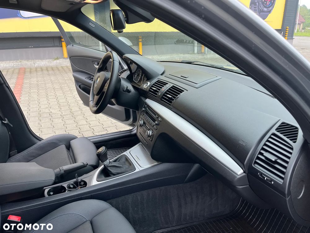 BMW Seria 1 - 18